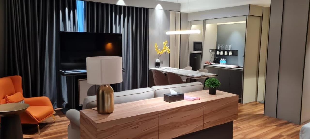 Extreme Boutique Hotel Keluang Kültér fotó