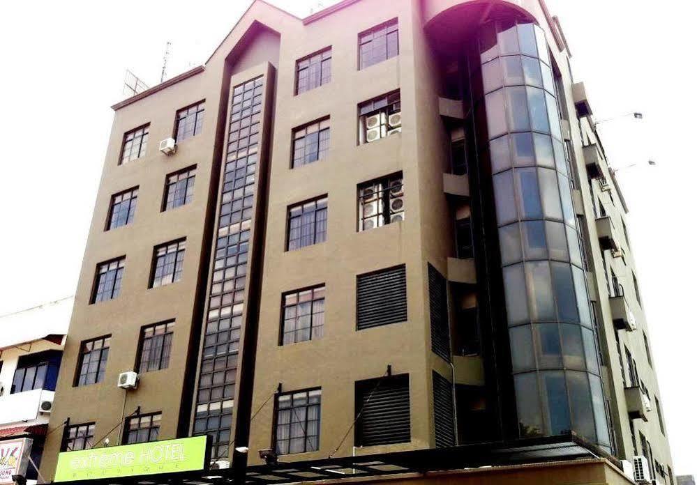 Extreme Boutique Hotel Keluang Kültér fotó